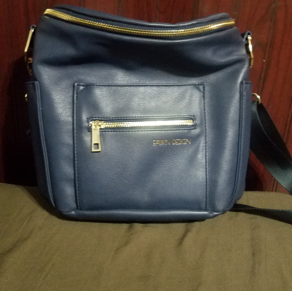 NWOT NAVY FAWN DESIGN MINI